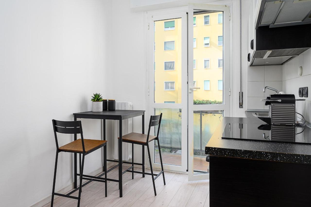 Gressoney 6 - Monolocale Cool Apartment Milano Ngoại thất bức ảnh